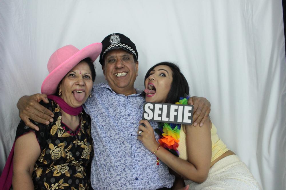 Arun's pre wedding party  | View more photos from the event at gallery.myphotoboothexperience.co.uk/u/MyPhotoBoothExperienceLtd/Aruns-pre-wedding-party